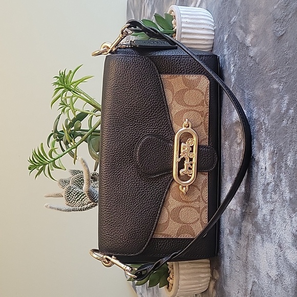 Coach Handbags - NWOT Coach signature Jade shoulder/crossbody bag